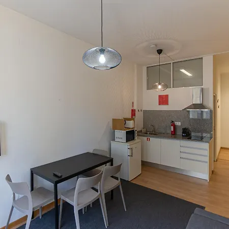 Spacious 2 Private Combined In 1 * Porto