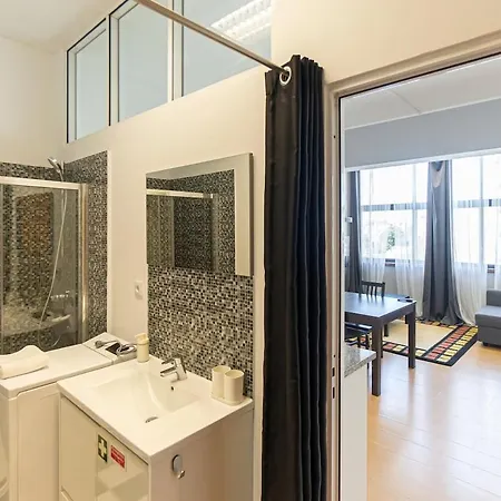 Spacious 2 Private Combined In 1 Apartment Porto